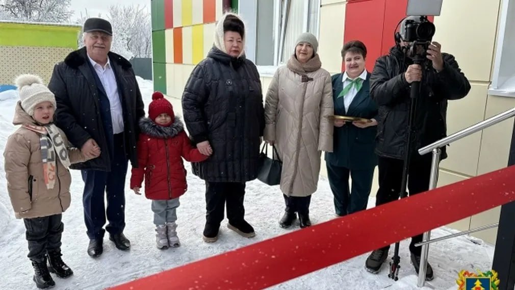 В Погаре Брянской области после проведения капитального ремонта распахнул свои двери обновленный детский сад № 1 «Елочка»