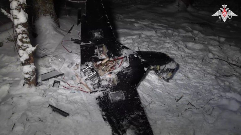 Пять смертоносных дронов ВСУ сбили в Брянской области минувшей ночью