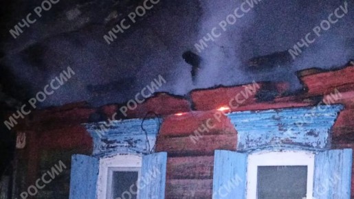 МЧС: при пожаре в брянском селе Синий Колодец погиб 28-летний мужчина