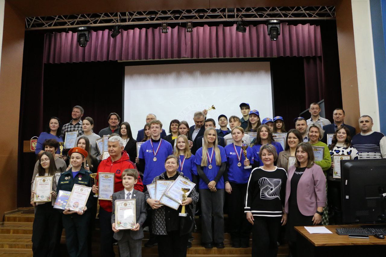 В ГКУ «Брянский пожарно - спасательный центр» состоялось награждение лучших местных отделений Школы безопасности по итогам работы за 2025 г