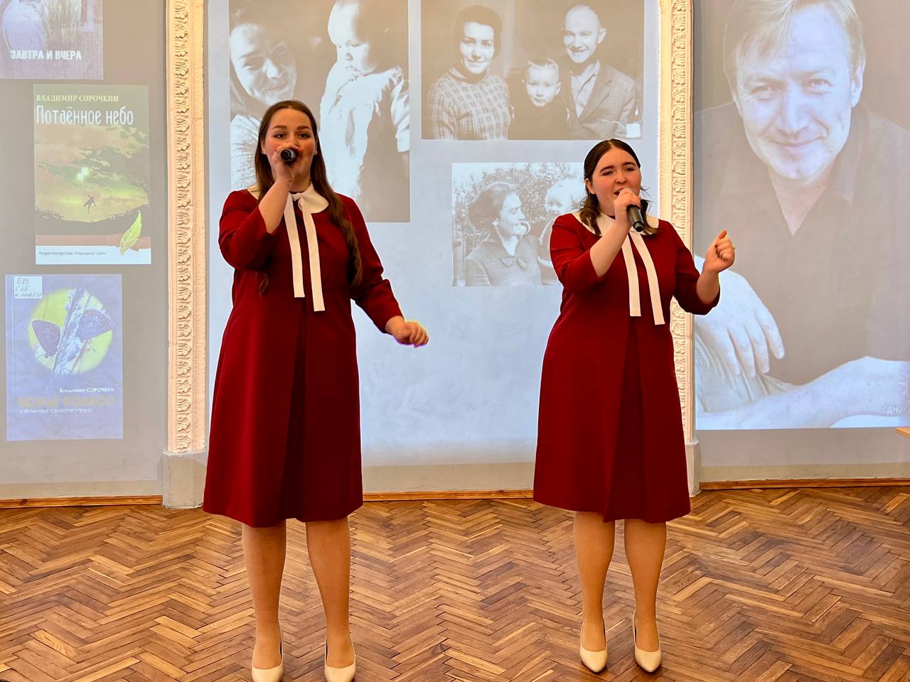 21 января в читальном зале модельной Детской библиотеки № 10 им. Н.Н. Старченко состоялся закрытый показ фильма, посвященного Владимиру Евгеньевичу Сорочкину «Потаенное небо» 21 января в читальном зале модельной Детской библиотеки № 10 им. Н.Н. Старченко состоялся закрытый показ фильма, посвященного Владимиру Евгеньевичу Сорочкину «Потаенное небо»