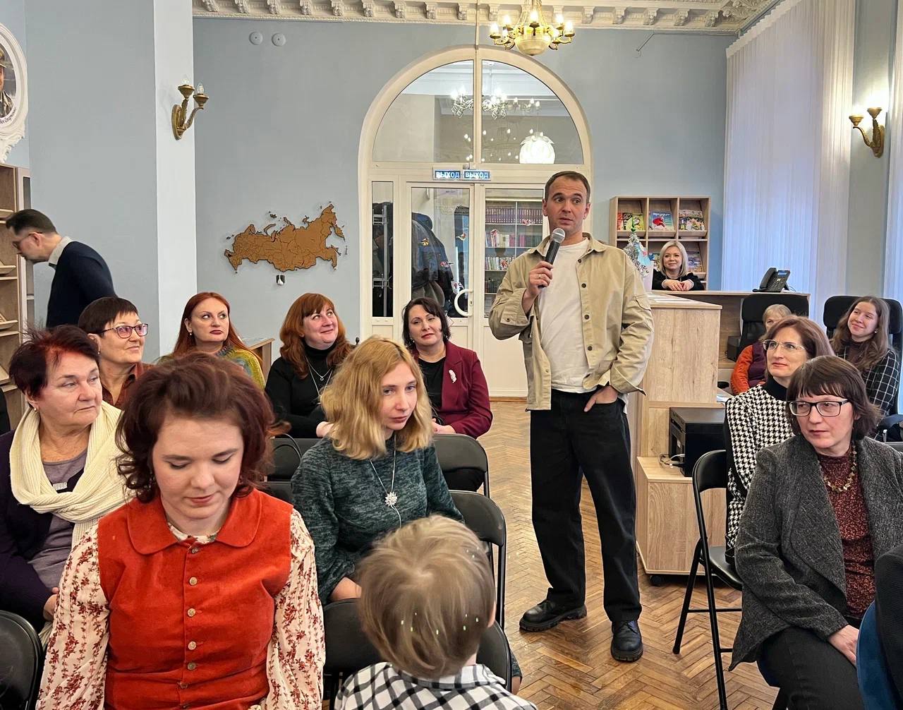 21 января в читальном зале модельной Детской библиотеки № 10 им. Н.Н. Старченко состоялся закрытый показ фильма, посвященного Владимиру Евгеньевичу Сорочкину «Потаенное небо» 21 января в читальном зале модельной Детской библиотеки № 10 им. Н.Н. Старченко состоялся закрытый показ фильма, посвященного Владимиру Евгеньевичу Сорочкину «Потаенное небо»