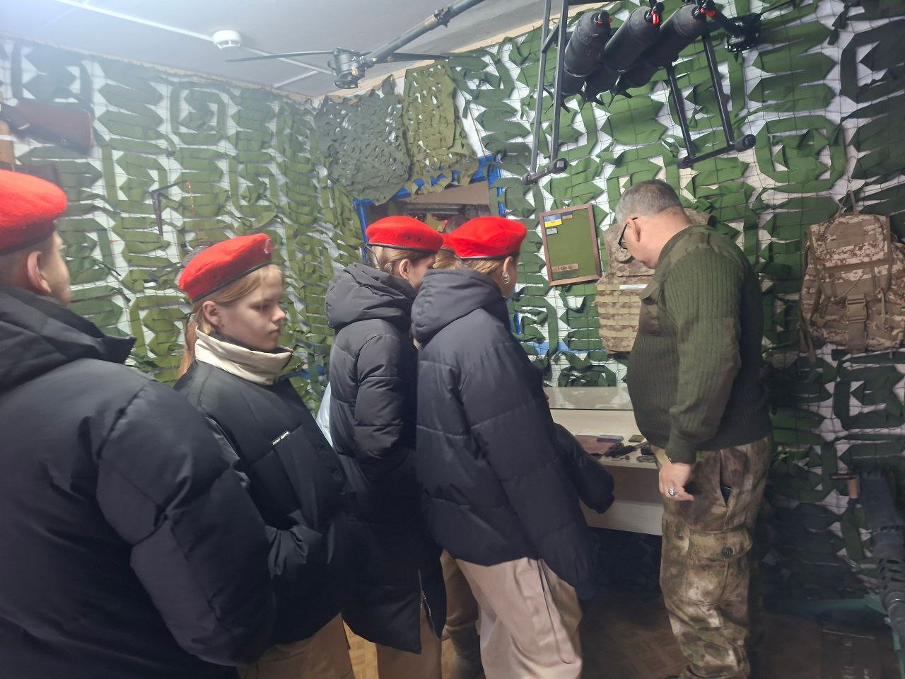 23 января в Клинцовском районе настоящим марафоном встреч и экскурсий стартовал Месячник оборонно-массовой, военно-патриотической и спортивной работы 23 января в Клинцовском районе настоящим марафоном встреч и экскурсий стартовал Месячник оборонно-массовой, военно-патриотической и спортивной работы