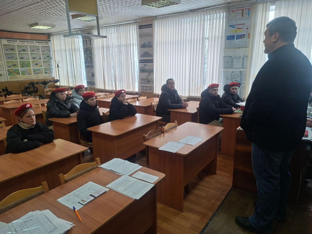 23 января в Клинцовском районе настоящим марафоном встреч и экскурсий стартовал Месячник оборонно-массовой, военно-патриотической и спортивной работы 23 января в Клинцовском районе настоящим марафоном встреч и экскурсий стартовал Месячник оборонно-массовой, военно-патриотической и спортивной работы