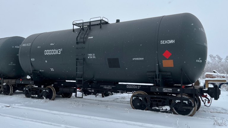 Брянский завод сертифицировал новый вагон-цистерну для нефти
