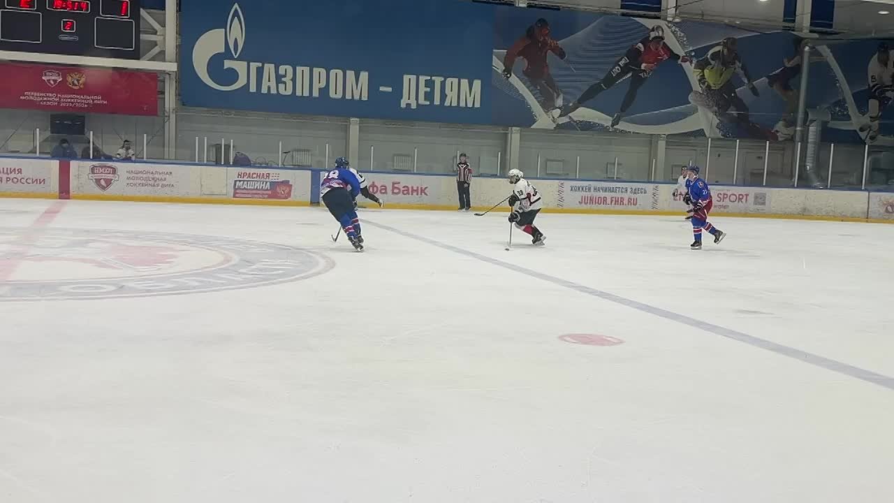 Второй период заканчивается со счетом 6:2 в пользу команды правительства Брянской области