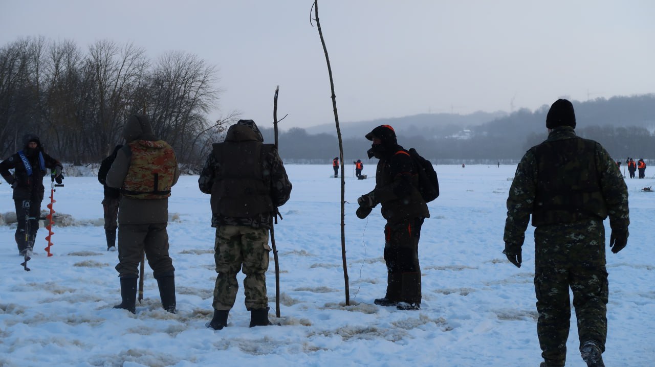 Руководитель регионального следственного управления СК России проконтролировал проведение поисковых работ на реке Десна в городе Брянске Руководитель регионального следственного управления СК России проконтролировал проведение поисковых работ на реке Десна в городе Брянске