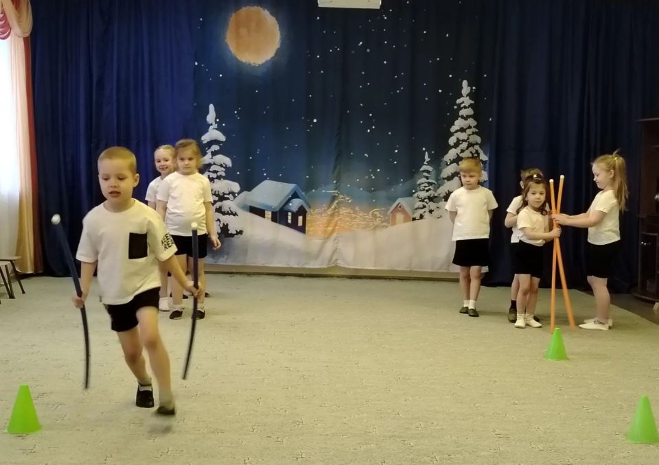 �����-������� ��� �12 ����������� ����� 23 ������ ������������� � ������