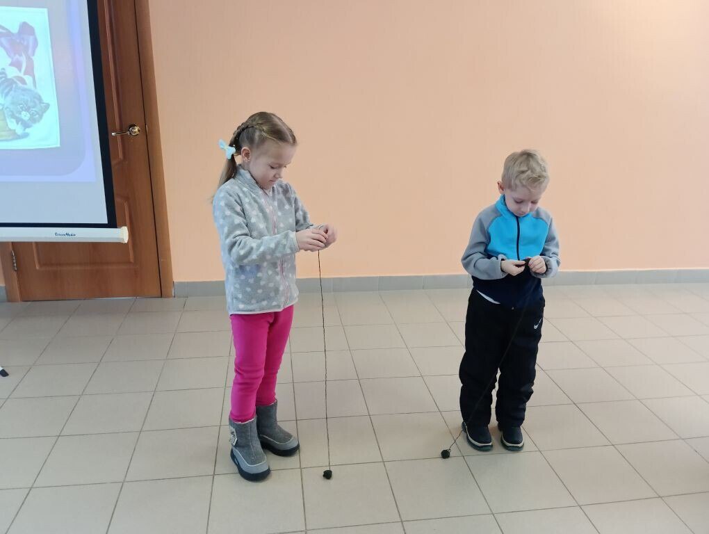 Поэзия – это, наверное, одно из самых гениальных достижений человечества Поэзия – это, наверное, одно из самых гениальных достижений человечества