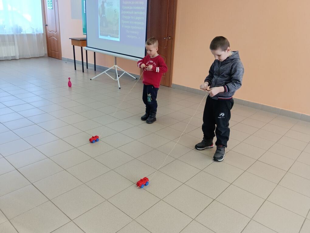 Поэзия – это, наверное, одно из самых гениальных достижений человечества Поэзия – это, наверное, одно из самых гениальных достижений человечества