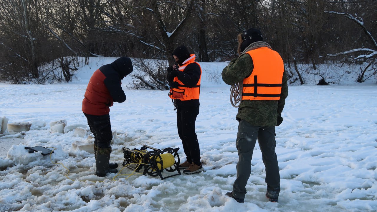Руководитель регионального следственного управления СК России проконтролировал проведение поисковых работ на реке Десна в городе Брянске Руководитель регионального следственного управления СК России проконтролировал проведение поисковых работ на реке Десна в городе Брянске
