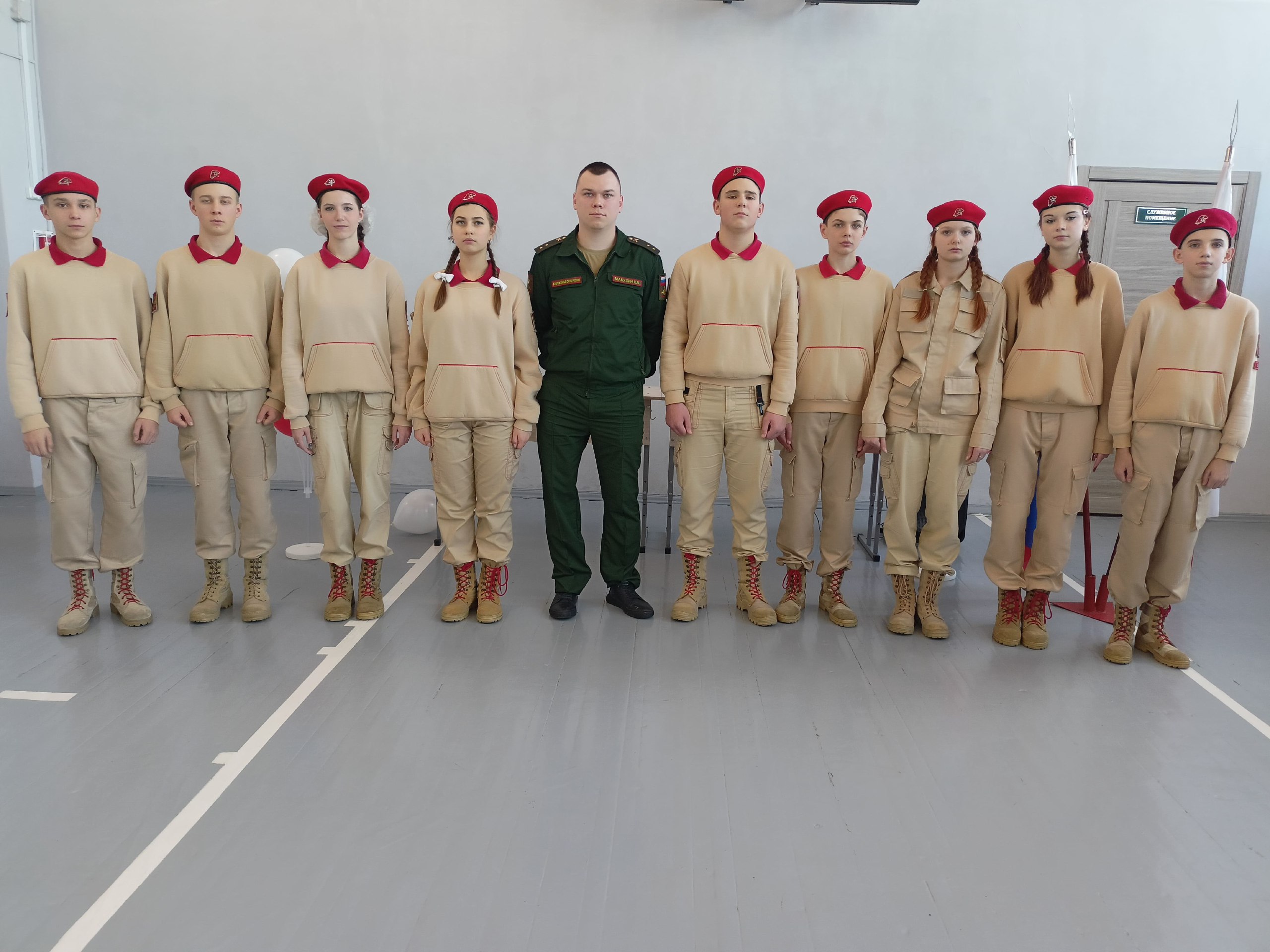 23 января в Займищенской школе состоялся митинг — открытие месячника военно-патриотической работы и года единства народов! 23 января в Займищенской школе состоялся митинг — открытие месячника военно-патриотической работы и года единства народов!