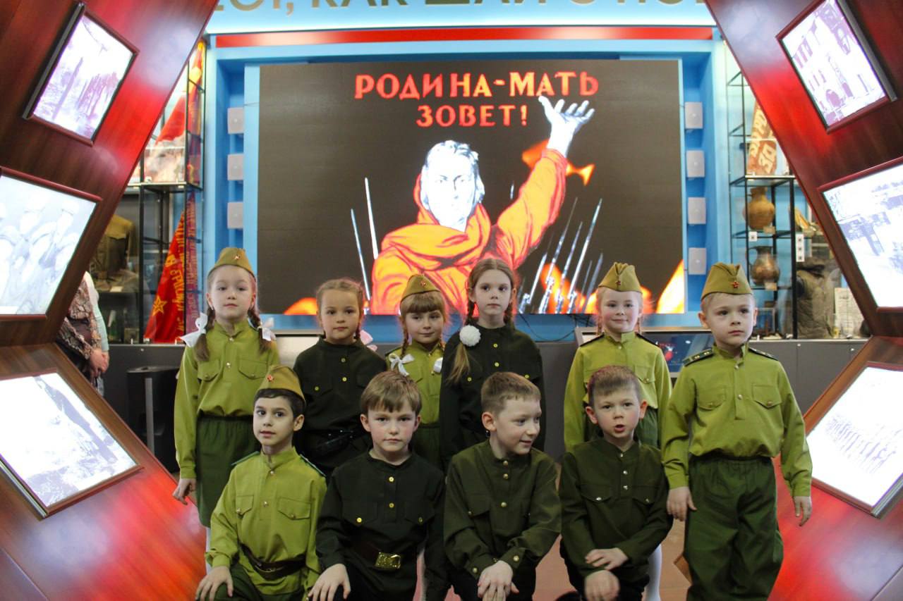 27 января в Музее истории партизанского движения Мемориального комплекса «Партизанская поляна» прошел патриотический фестиваль «Симфония блокадного Ленинграда» 27 января в Музее истории партизанского движения Мемориального комплекса «Партизанская поляна» прошел патриотический фестиваль «Симфония блокадного Ленинграда»