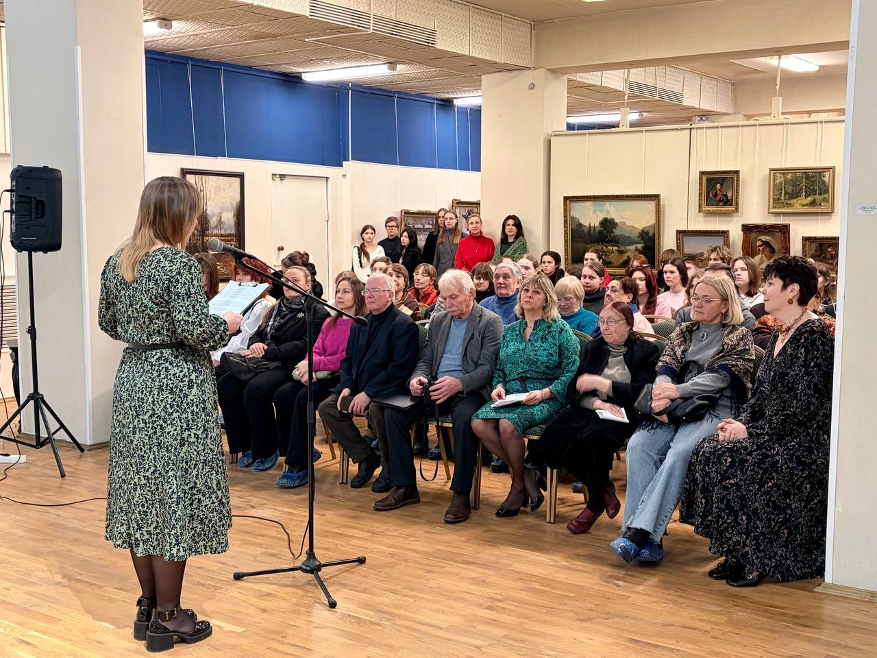 29 января в Брянском областном художественном музейно-выставочном центре состоялась искусствоведческая беседа в рамках закрытия ежегодного выставочного проекта "Ушедшие мастера", посвященного памяти брянских... 29 января в Брянском областном художественном музейно-выставочном центре состоялась искусствоведческая беседа в рамках закрытия ежегодного выставочного проекта "Ушедшие мастера", посвященного памяти брянских...