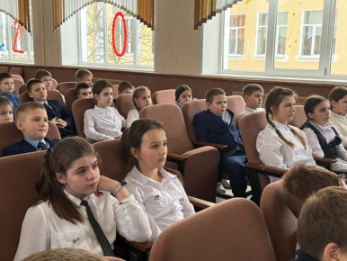 8 ������� - ���� ������ ����� ����� � �����������