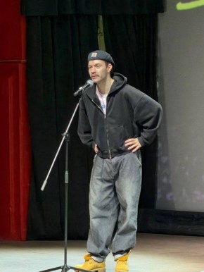 ������� � ������� ���� ���������� "������" ������ ����������� ����� ������� "����� ��� ���" � ����������� �����������