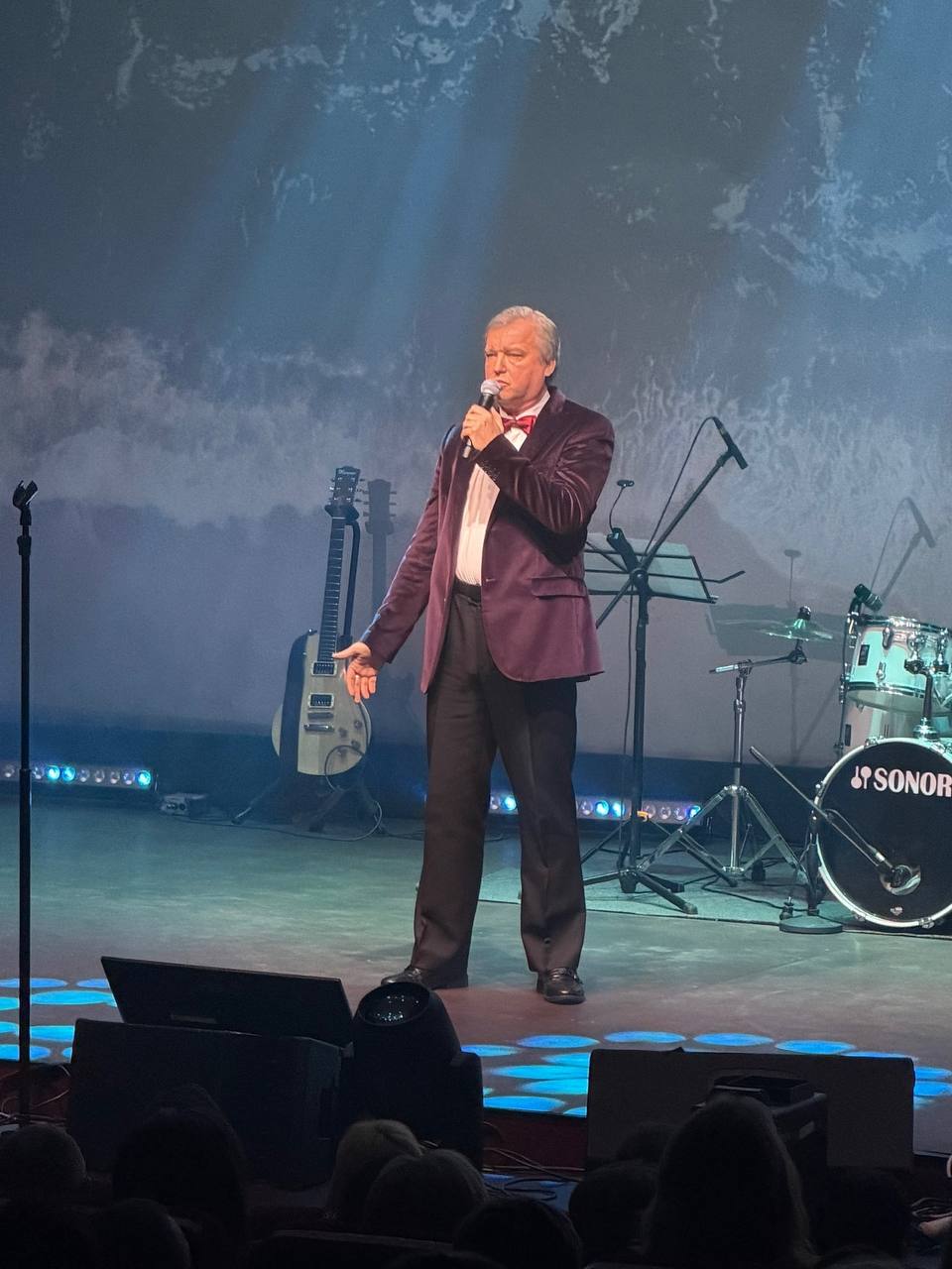 Сегодня в Городском Дворце культуры и искусства было изысканно! Сегодня в Городском Дворце культуры и искусства было изысканно!