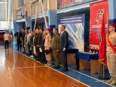 ������ ������: �� ���� ��� ��������� ������ �������� �� ������-���������� ����������� " �����, ��������� ���������! " � ������ � ��� �������