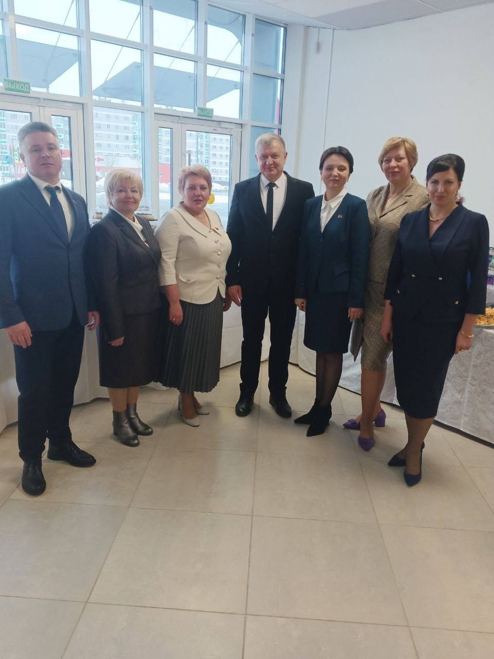 Сегодня в Костюковичах прошло торжественное собрание представителей трудовых коллективов по итогам социально-экономического развития района за 2025 год