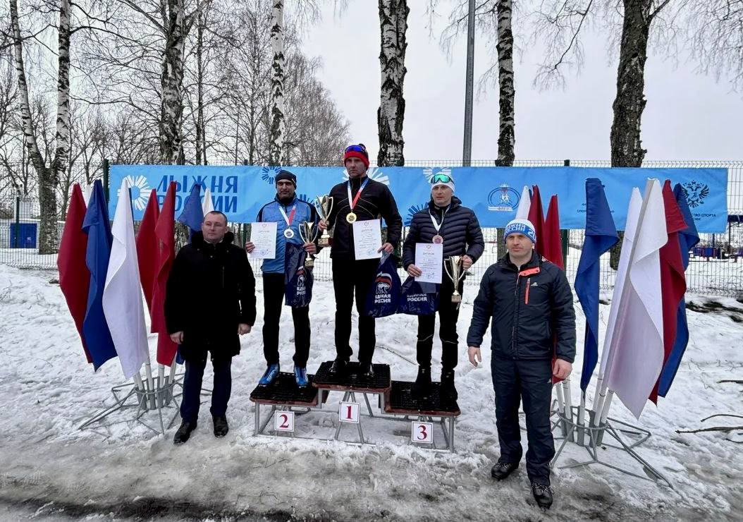 Сегодня лыжные забеги прошли на спортивных площадках и в районах Брянщины Сегодня лыжные забеги прошли на спортивных площадках и в районах Брянщины