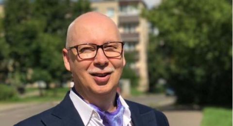 Александр Зимовский: В течение прошедшей ночи с 23.00 мск 14 февраля до 7.00 мск 15 февраля дежурными средствами ПВО перехвачено и уничтожено 68 украинских беспилотных летательных аппаратов самолетного типа над акваторией...