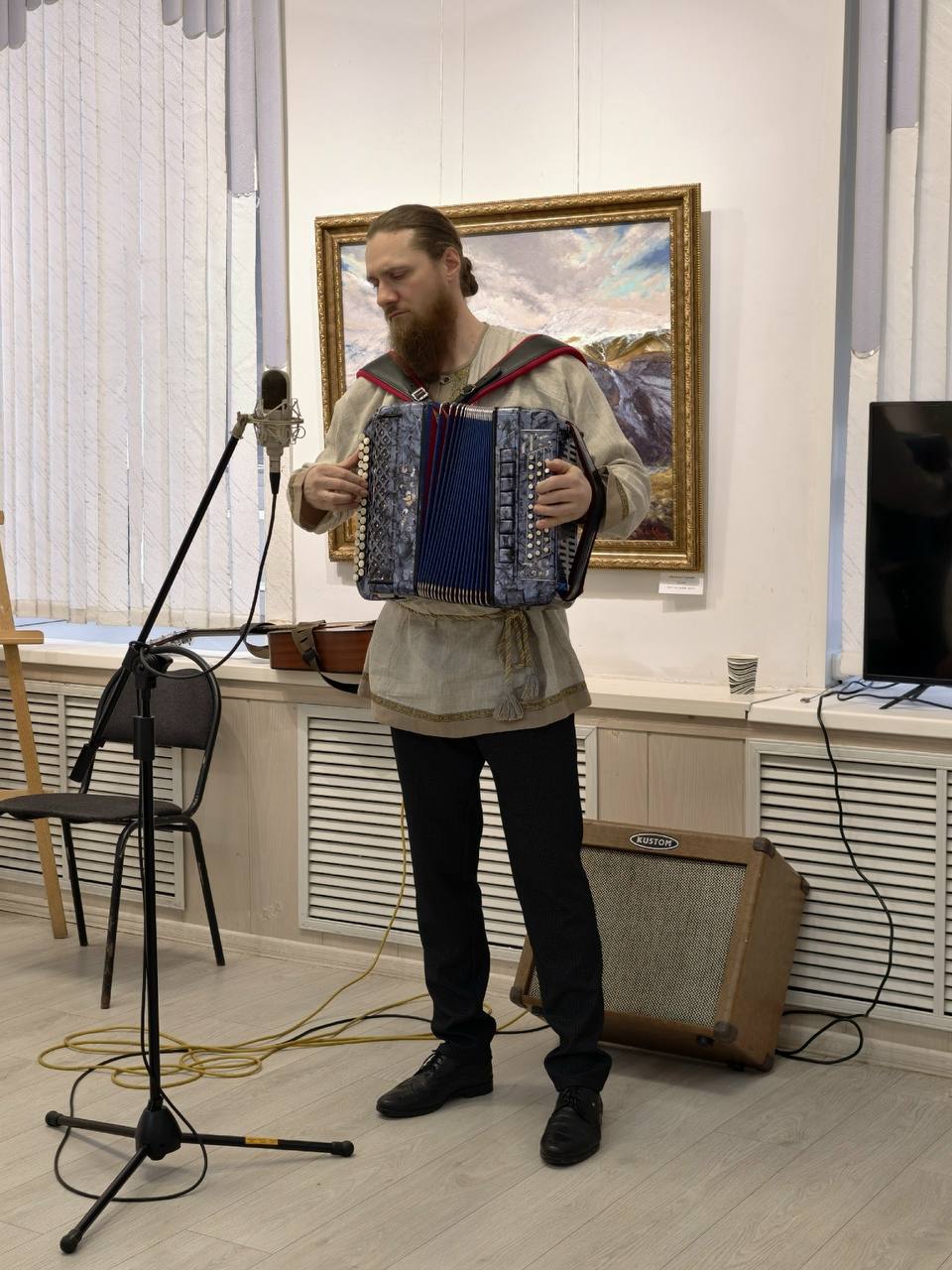 Вчера в Городском выставочном зале, в рамках фестиваля "Кладезь", прошел концерт Дмитрия Панаскина и Бориса Решетнева Вчера в Городском выставочном зале, в рамках фестиваля "Кладезь", прошел концерт Дмитрия Панаскина и Бориса Решетнева