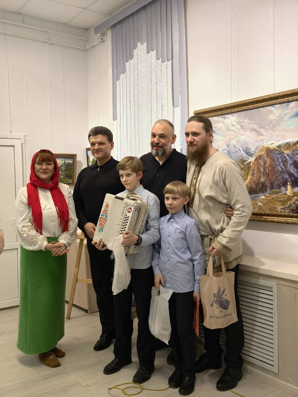 Вчера в Городском выставочном зале, в рамках фестиваля "Кладезь", прошел концерт Дмитрия Панаскина и Бориса Решетнева