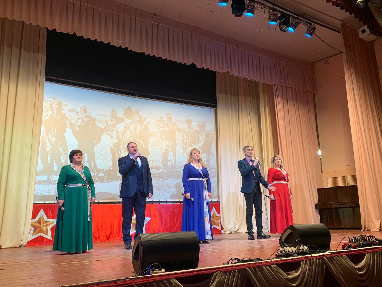 «Пока мы помним — мы живем»: в Стародубском округе почтили память воинов-интернационалистов и героев СВО «Пока мы помним — мы живем»: в Стародубском округе почтили память воинов-интернационалистов и героев СВО