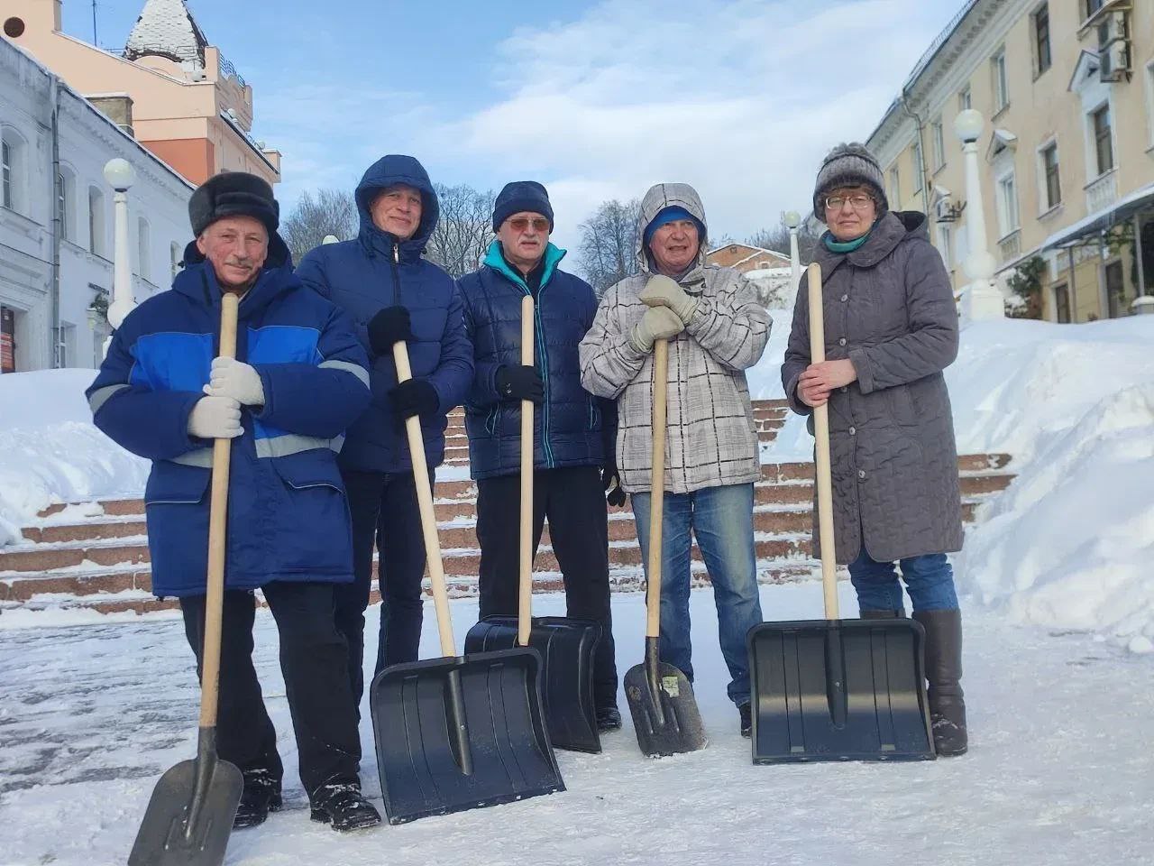 «Снежный десант»: дай дорогу пешеходу «Снежный десант»: дай дорогу пешеходу