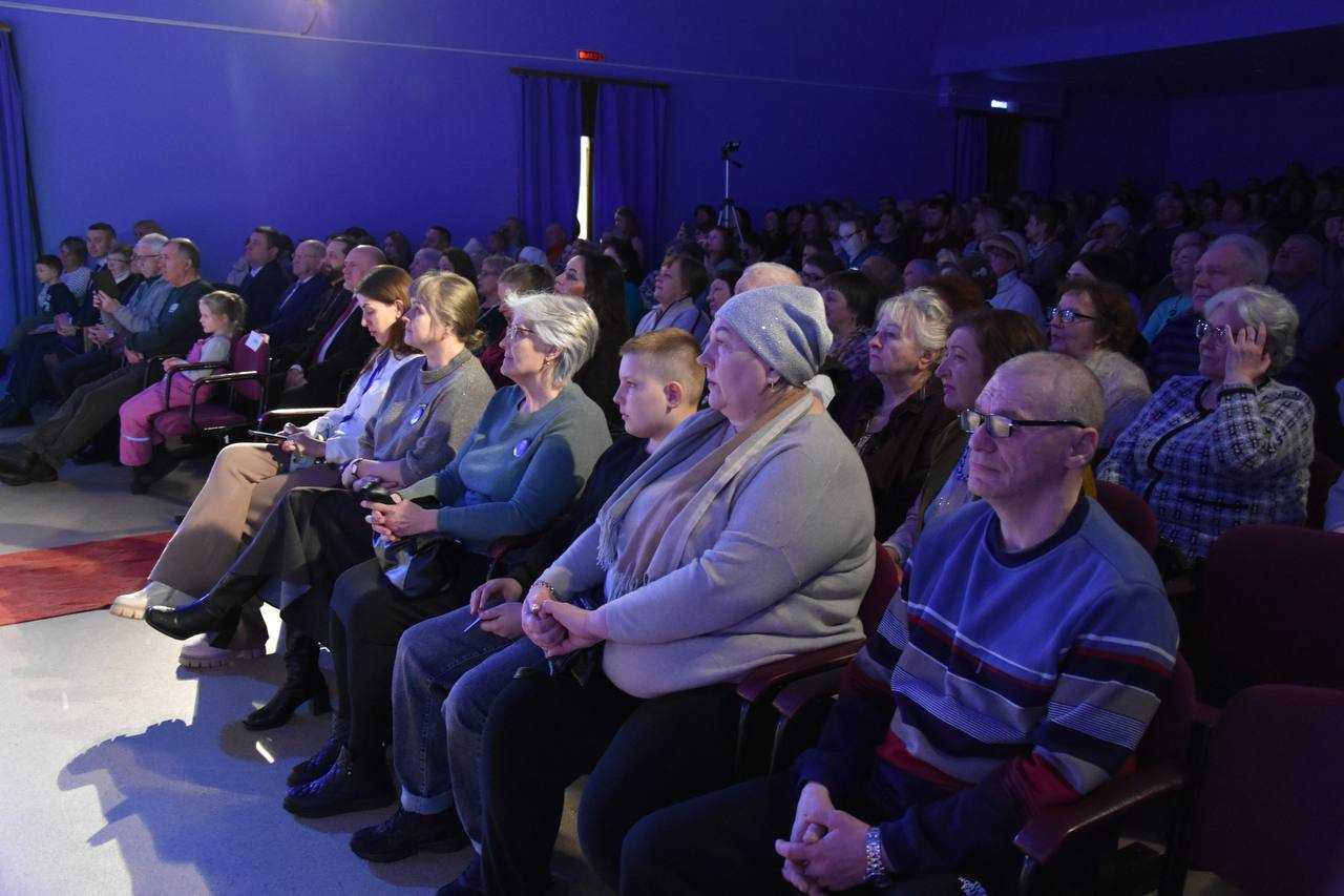 Павел Валяев: В преддверии Дня защитника Отечества поздравил жителей района с праздником Павел Валяев: В преддверии Дня защитника Отечества поздравил жителей района с праздником