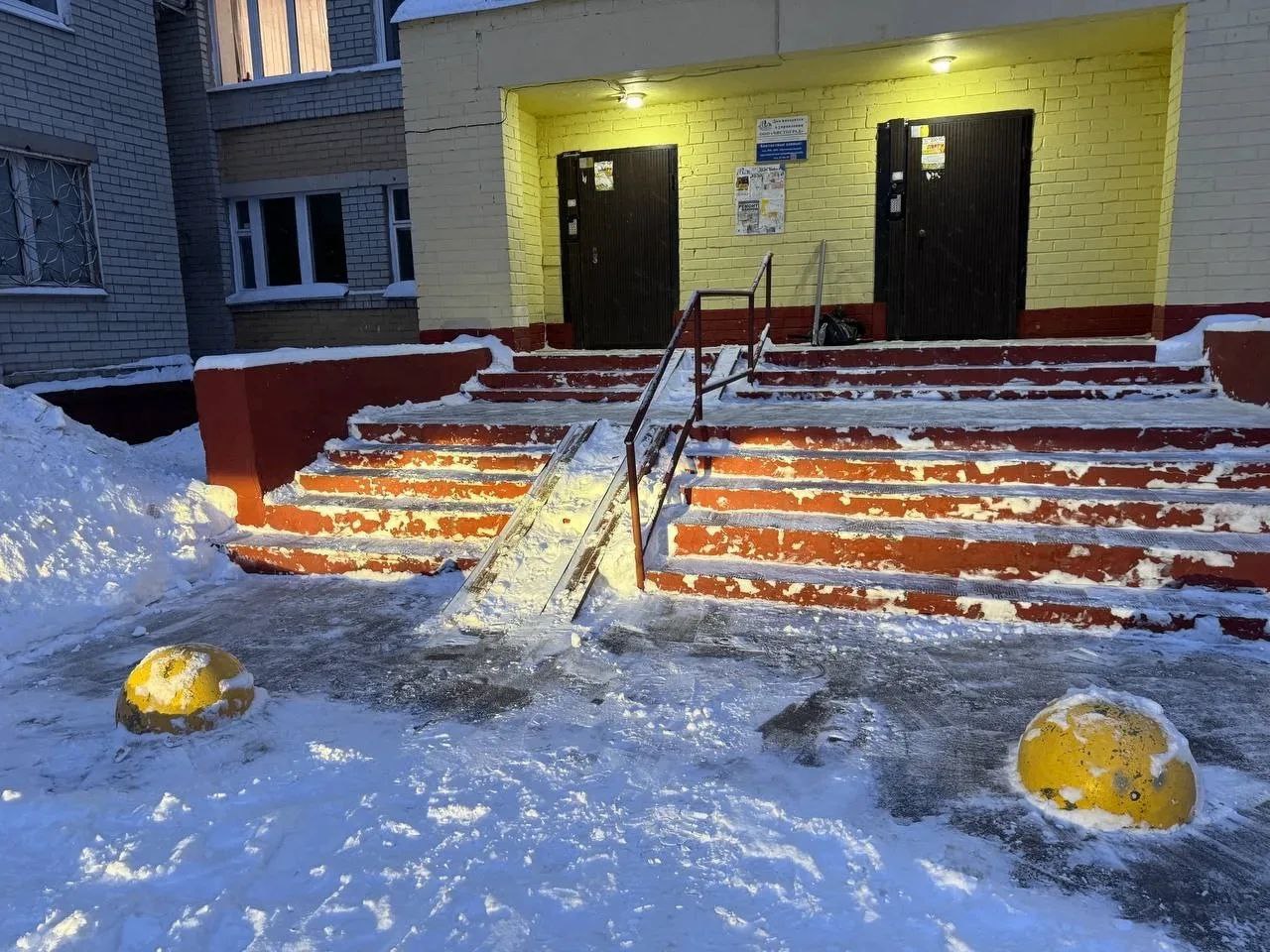 Управляющие компании присоединились к акции «Снежный десант» Управляющие компании присоединились к акции «Снежный десант»