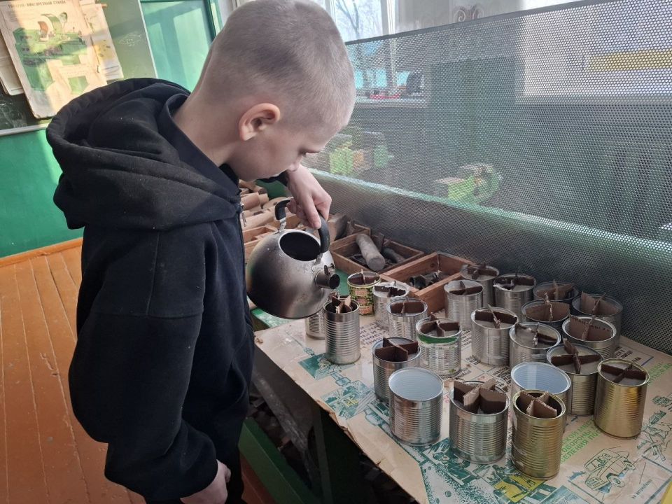 Учащиеся Великотопальской школы внесли свой вклад в поддержку бойцов СВО