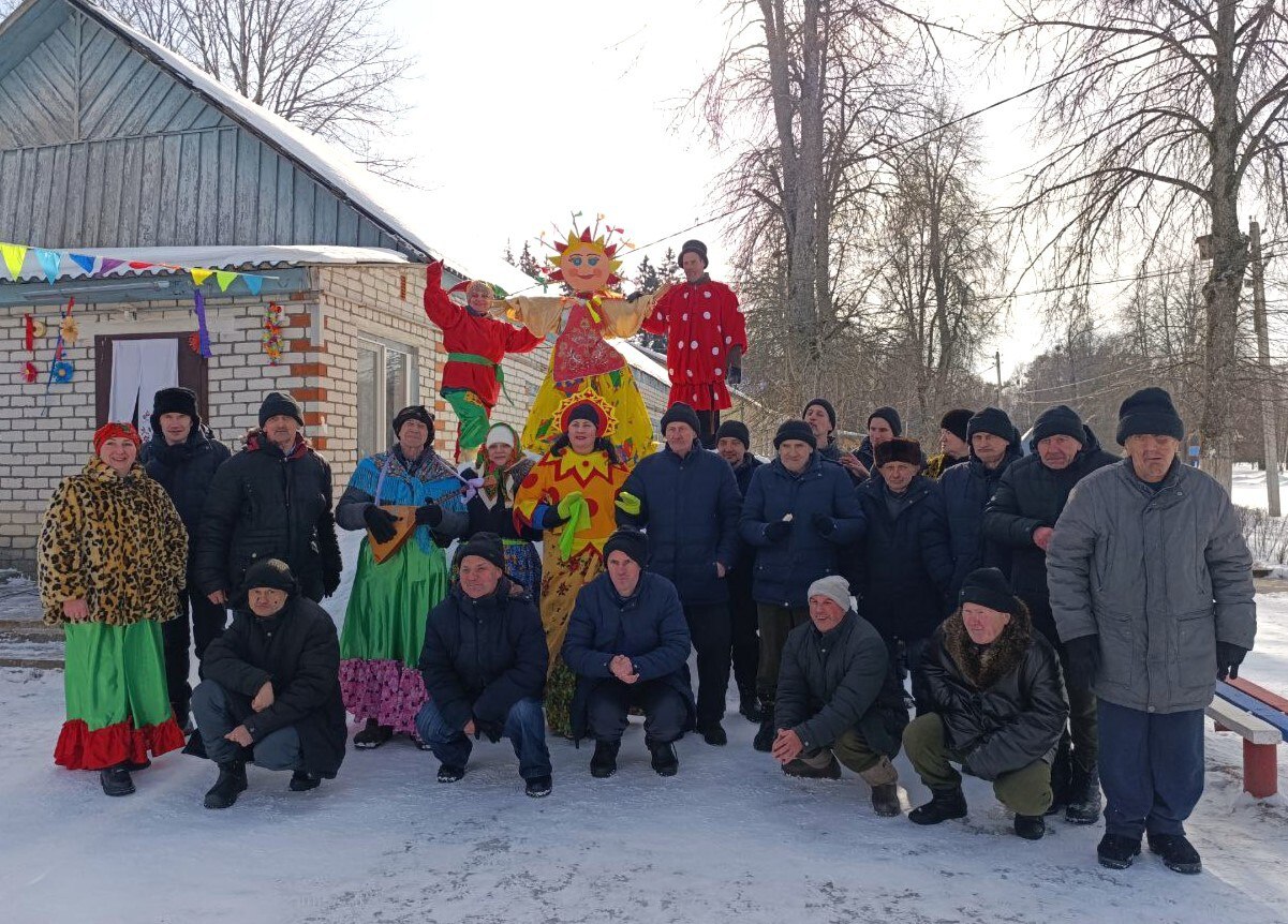 Масленица — это яркий народный праздник, который завершает зимнюю череду торжеств и предвещает приход весны