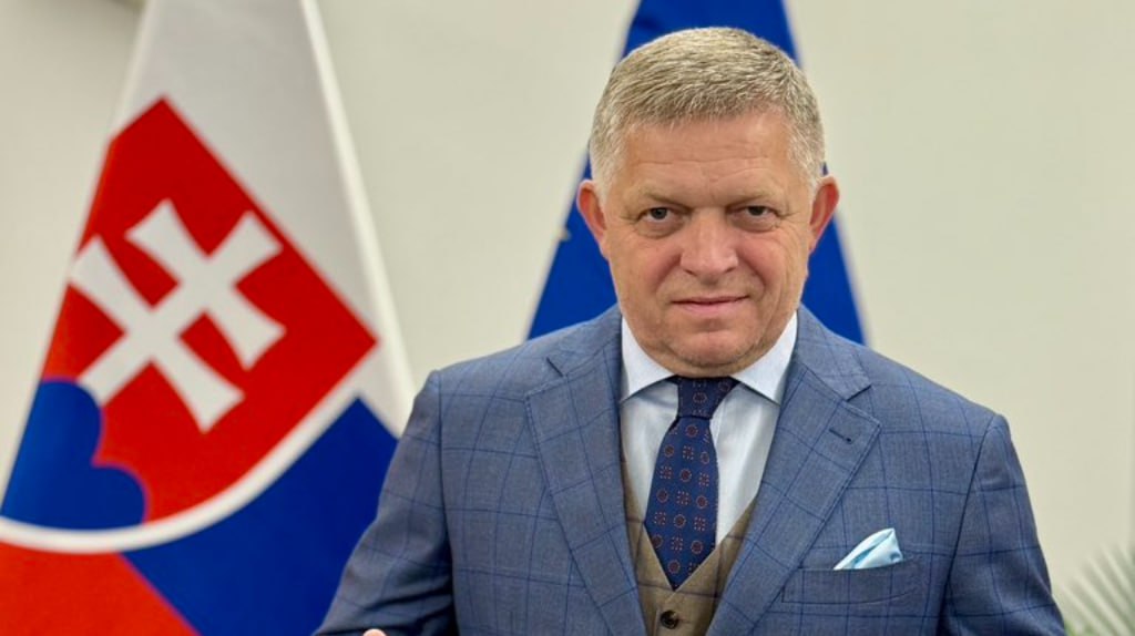 Фицо пообещал оставить Украину без света, если не пойдёт нефть по брянской «Дружбе»