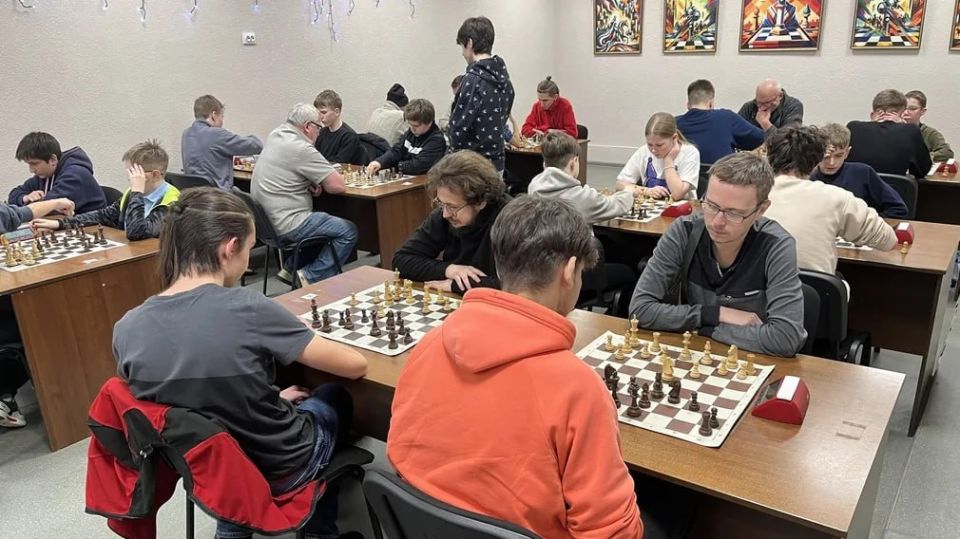 � ������� ������ I ����� ��������� ������ �� ������� �������� � �����