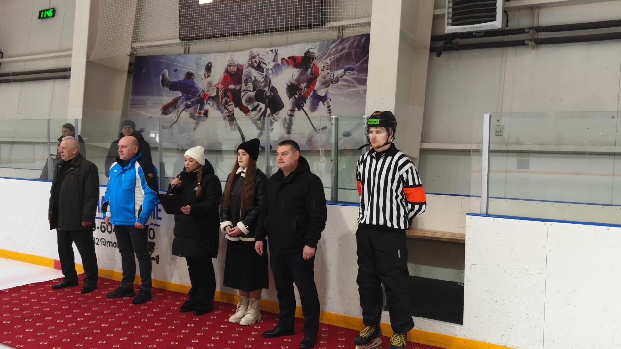 В городе Дятьково прошел хоккейный турнир в честь Дня защитника Отечества В городе Дятьково прошел хоккейный турнир в честь Дня защитника Отечества