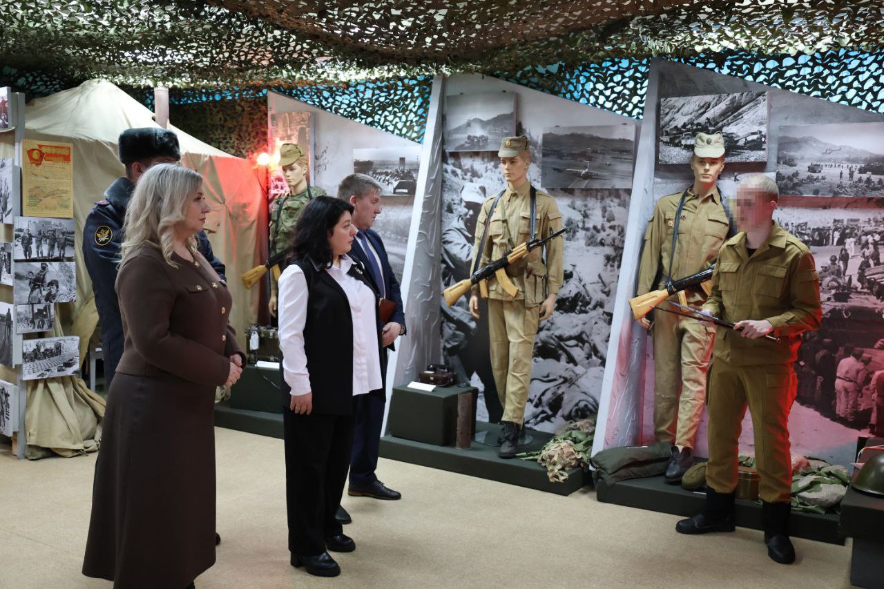 Инна Мухина: Брянскую воспитательную колонию посетила советник Уполномоченного при Президенте РФ по правам ребенка Анна Личковаха, дав оценку качеству содержания несовершеннолетних осужденных Инна Мухина: Брянскую воспитательную колонию посетила советник Уполномоченного при Президенте РФ по правам ребенка Анна Личковаха, дав оценку качеству содержания несовершеннолетних осужденных