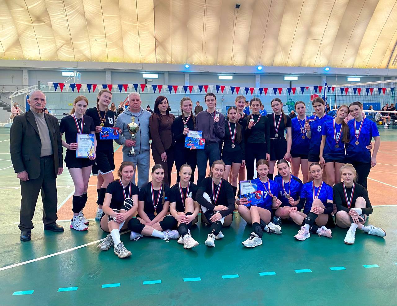 28 февраля 2026 года на спортивном объекте МАУ "СК "Стародуб" (ФОК) прошел 1 этап ежегодного турнира по волейболу на кубок Героя Социалистического Труда Г.К. Лобуса 28 февраля 2026 года на спортивном объекте МАУ "СК "Стародуб" (ФОК) прошел 1 этап ежегодного турнира по волейболу на кубок Героя Социалистического Труда Г.К. Лобуса