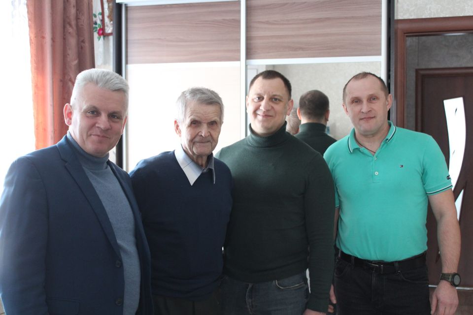 ������� ������� ������������� �����, �������� ��������� ���������� ������ ������� 99-� ���� ��������