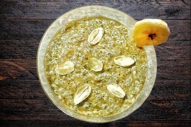 Удивительный десерт с семенами чиа и бананами