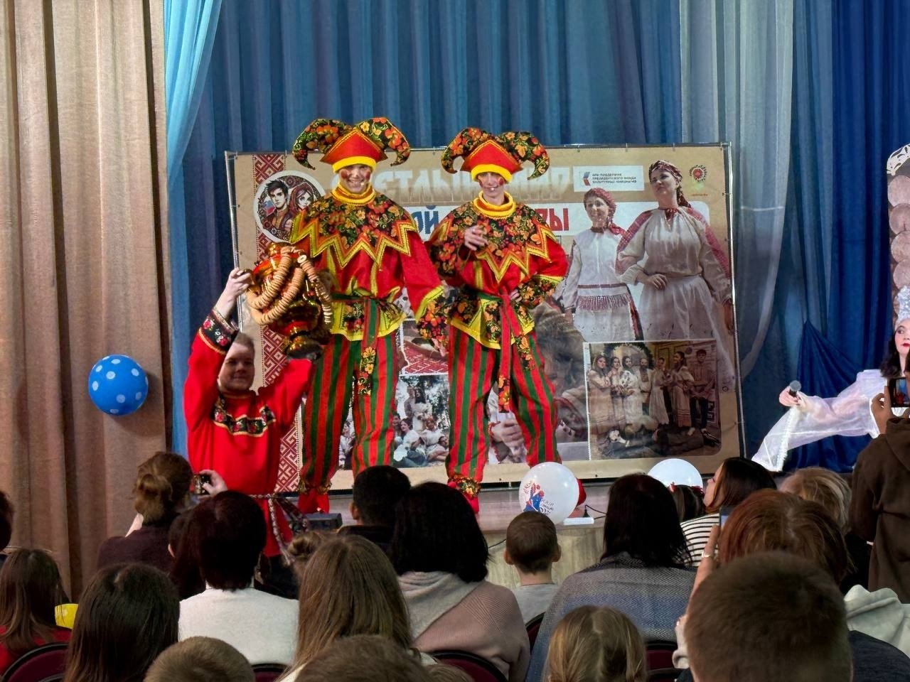 В регионе ярко стартовал новозыбковский проект «Живая нить: от истока — к сердцу Брянщины» В регионе ярко стартовал новозыбковский проект «Живая нить: от истока — к сердцу Брянщины»