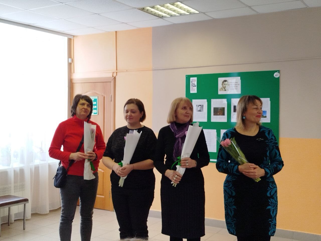 Весна – таинство природы. Она и сама подобна женщине: так же нежна, так же непредсказуема, так же желанна и таинственна Весна – таинство природы. Она и сама подобна женщине: так же нежна, так же непредсказуема, так же желанна и таинственна