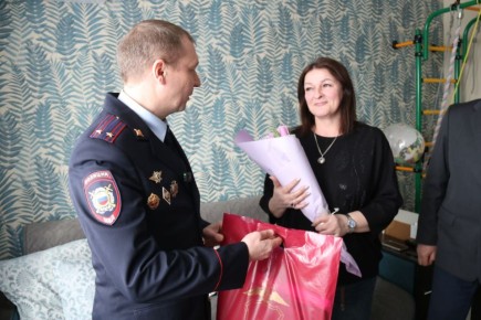 � ������ ������������� ����� �8 ����� � � ������ ���!� �������� ����������� ���������� ���� ������, �������� ��� ���������� ��������� ������������, � ���� �� ��� � ������� ������� � ������� ��������� � �������� �� �����...