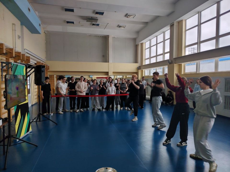 � �������� ������� ������� ���������� ��������� �� �������� ������ � ���������� ����� ��������� (JUST DANCE)�