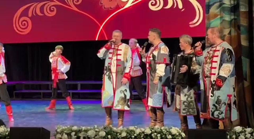 Делимся с читателями РИА «Стрела» яркими выступлениями с концерта «Вам, любимые!»