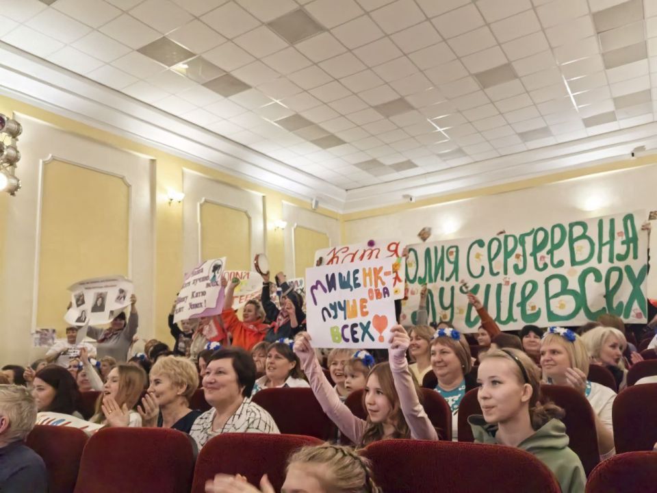 Игорь Шевелёв: Сегодня в районном Доме культуры прошел потрясающий конкурс «Дубровкачка - 2026»!