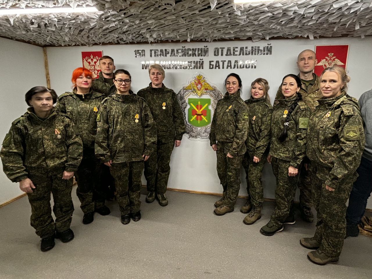 Артём Туров: Поздравили с Женским днем наших девушек, несущих ратную службу в зоне проведения СВО