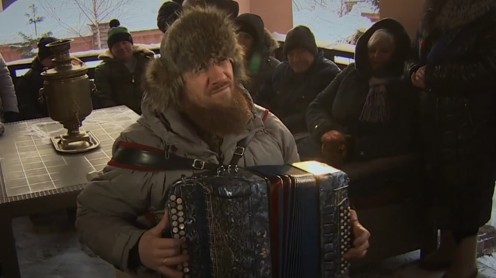Брянский гармонист Дмитрий Панаскин выступил в шоу «Играй, гармонь любимая!»