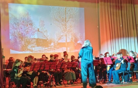 В ДШИ №3 им. Г.В.Свиридова состоялся концерт «Сильные духом!» по Федеральной программе «Пушкинская карта» для школьников Володарского района города Брянска