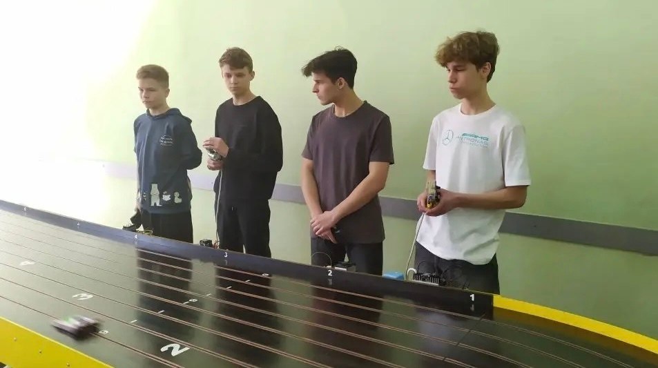 14 - 15 марта 2026 года состоялись областные соревнования по автомодельному спорту в классах трассовых моделей 14 - 15 марта 2026 года состоялись областные соревнования по автомодельному спорту в классах трассовых моделей